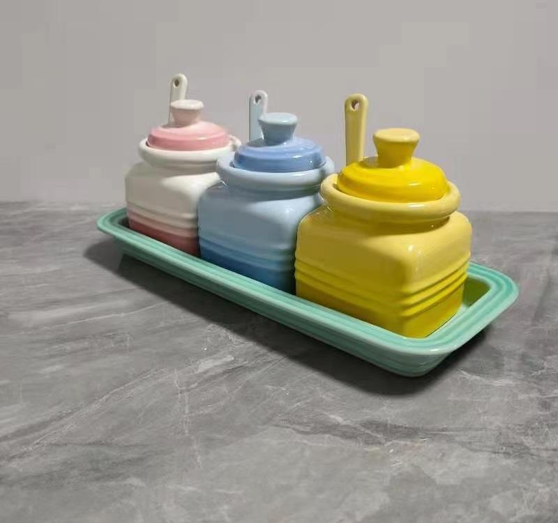 Cool Colour Kitchen Seasoning Jar