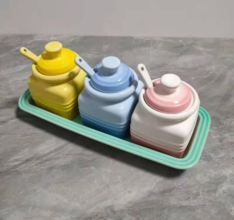 Cool Colour Kitchen Seasoning Jar