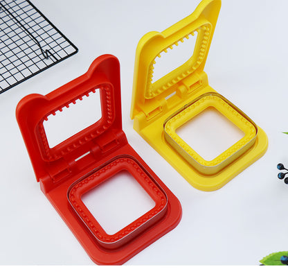 Sandwich Crust Cutter